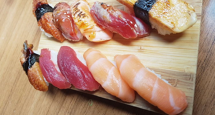 sushi blue sakura